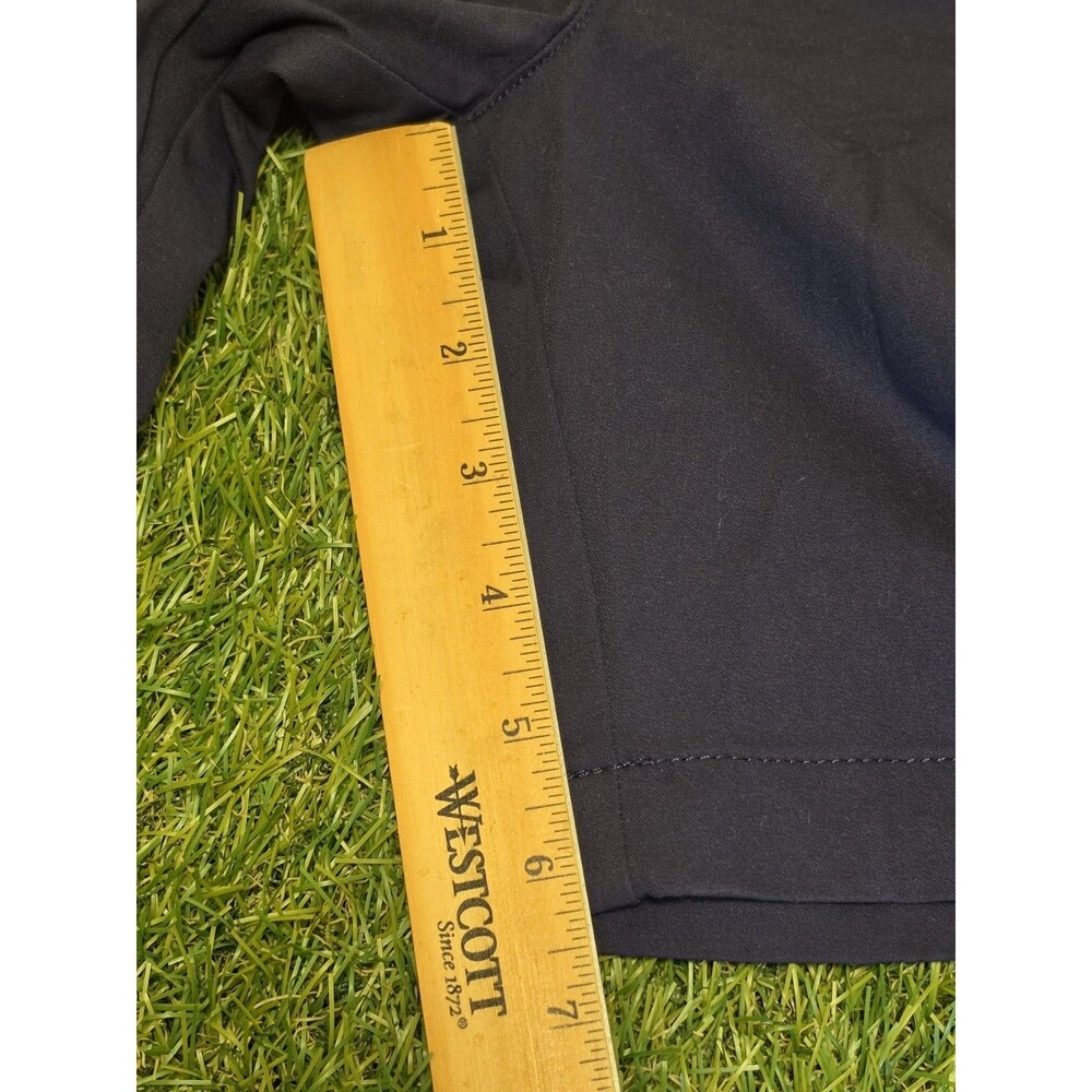 Vineyard Vines Boys Performance On The Go Shorts  Size 14 Nautical Navy NWT - Picture 10 of 12